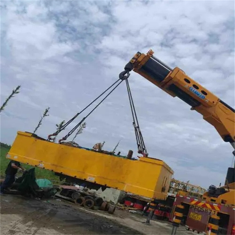 望都县随车吊吊集装箱怎么吊